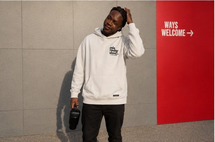 mis/under/stood. Streetwear Hoodie